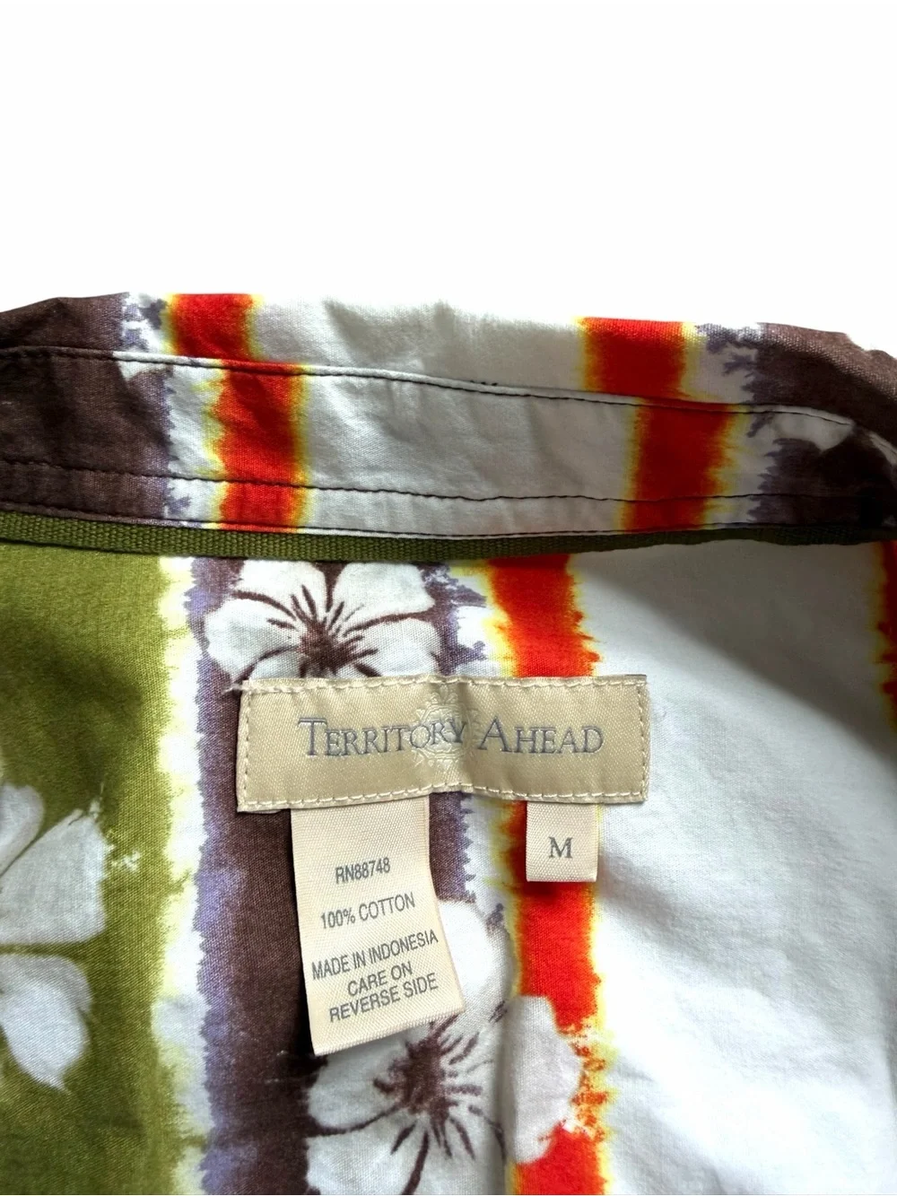 Territory Ahead Men’s Hawaiian Camp Shirt Hibiscus Striped Medium Short Sleeve